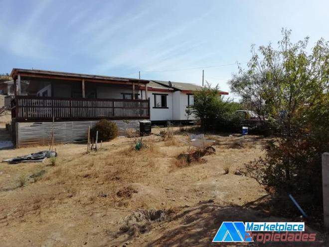 Sitio de 2500 Con casa de 140m2