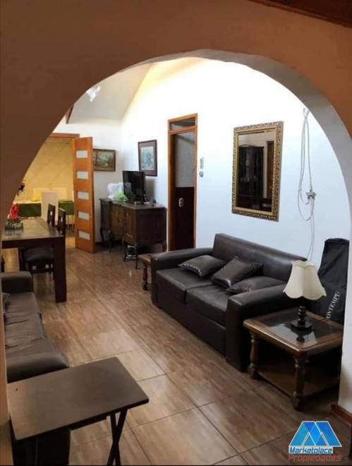 Arriendo habitacion Metro rojas magallanes