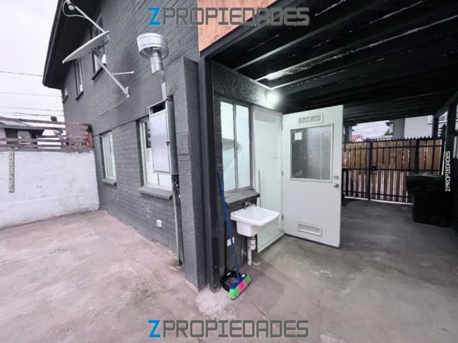Arriendo Santiago, Arriendo casa larapinta 3d 2