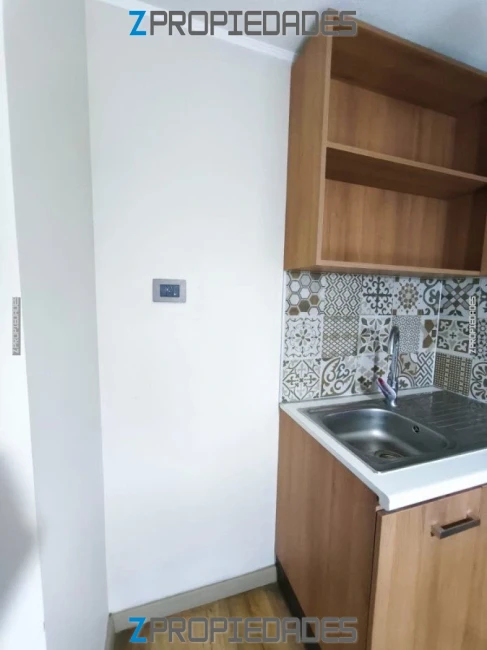 Arriendo Estación Central, Abtao / metro ecuador