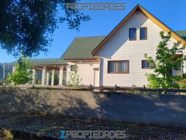 Venta de Casa Malloa, Camino Los Maquis