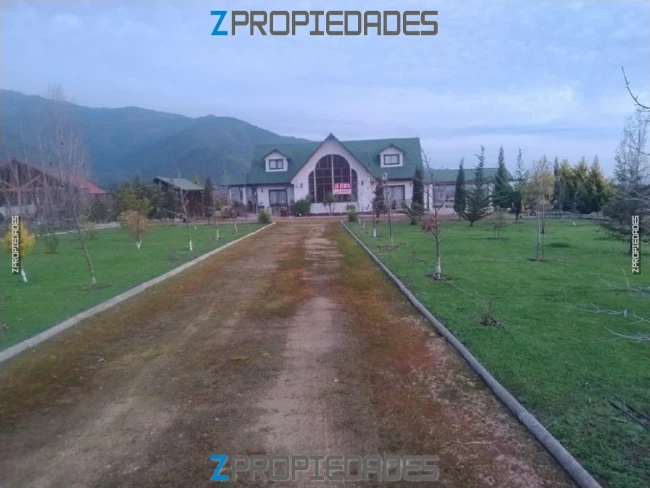 Venta de Casa Malloa, Camino Los Maquis