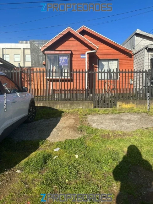 Venta de Casa Lota, Detras de cesfam