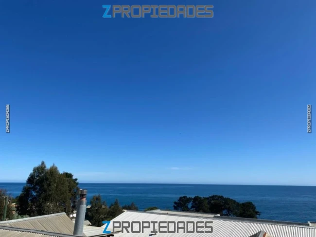 Venta de Casa  Pelluhue, vista privilegiada al mar