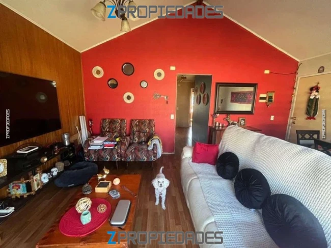 Venta de Casa Valdivia, Intendente Juan Ruiz