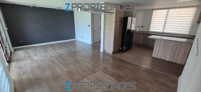 Linda casa en condominio cerrado