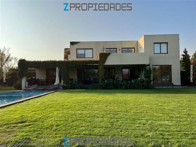 DISPONIBLE SOLO ARRIENDO CON COMPROMISO DE COMPRA