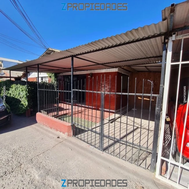 Se arrienda acogedora casa