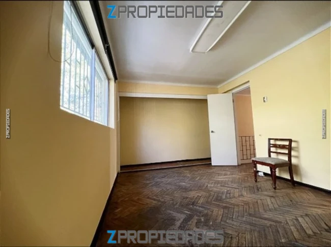 Se arrienda Casa con patente comercial