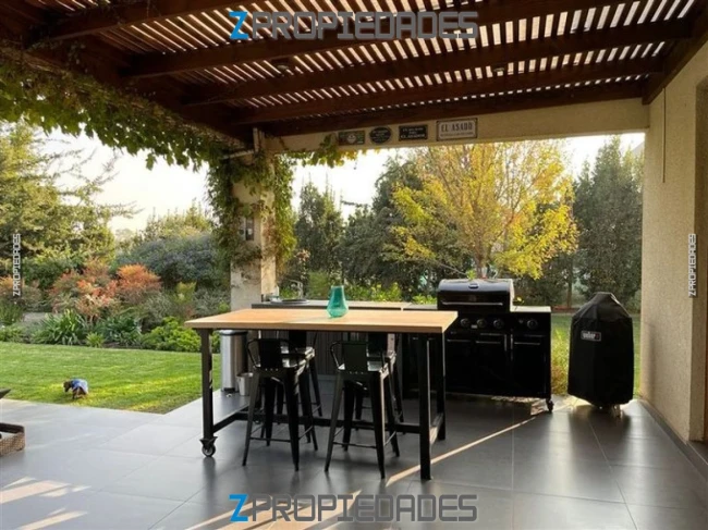DISPONIBLE SOLO ARRIENDO CON COMPROMISO DE COMPRA