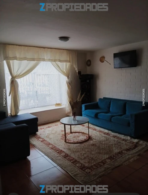 Se arrienda anplia casa en villa los prados melipi