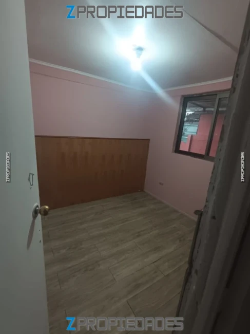 Se arrienda acogedora casa