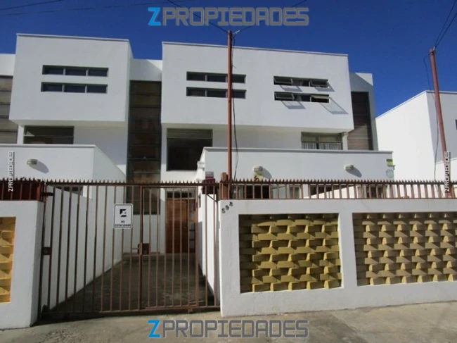 Se arrienda excelente Casa No.2