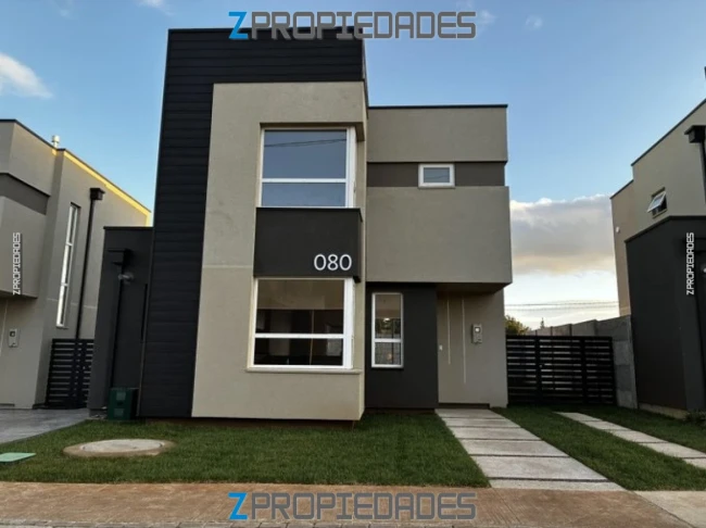 ¡En arriendo! Hermosa casa nueva
