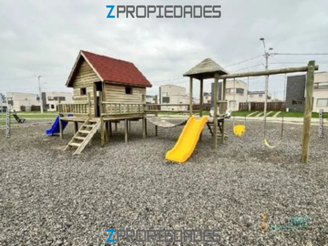 Se arrienda casa en Condominio Mediterráneo