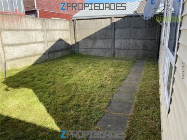 Se ofrece en arriendo una acogedora casa