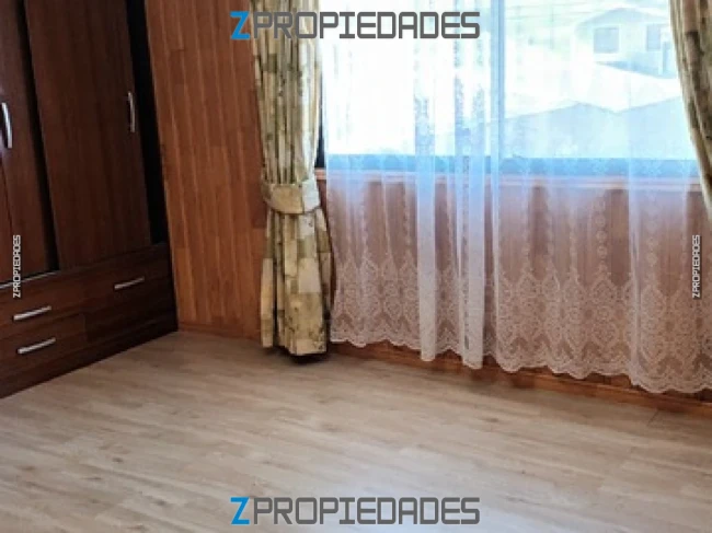 Se arrienda hermosa casa de 2 pisos
