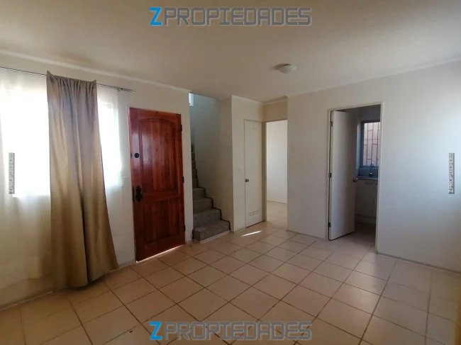 ARRIENDO por año corrido casa habitación