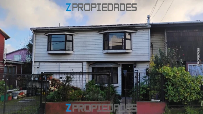 Se vende amplia casa en buen estado de mantención