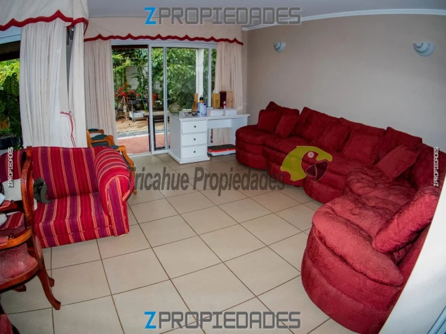 Venta de amplia y linda casa