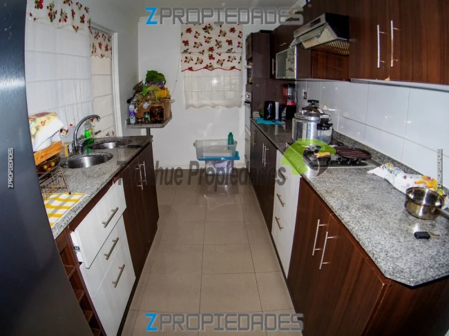 Venta de amplia y linda casa