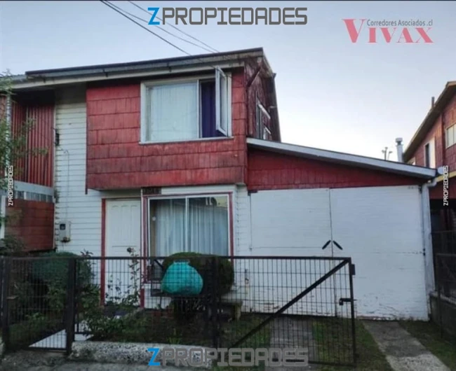Se vende casa pareada de dos pisos
