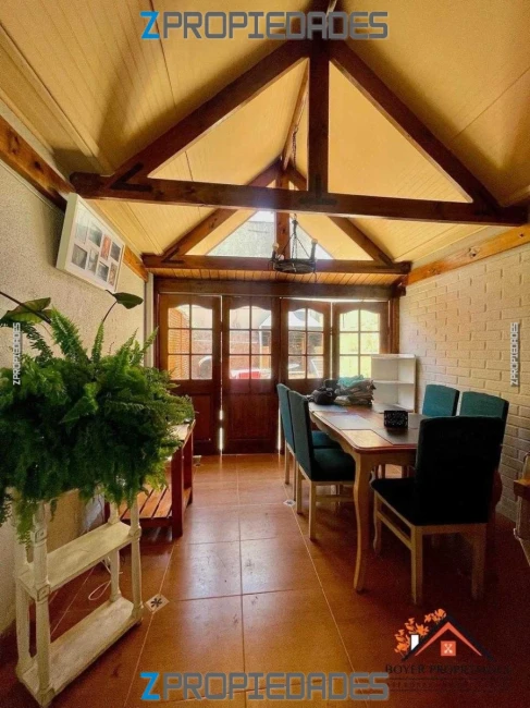  Se vende casa con local comercial