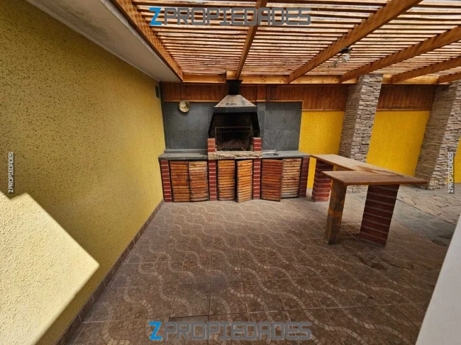Descubre tu nuevo hogar en la vibrante comuna!