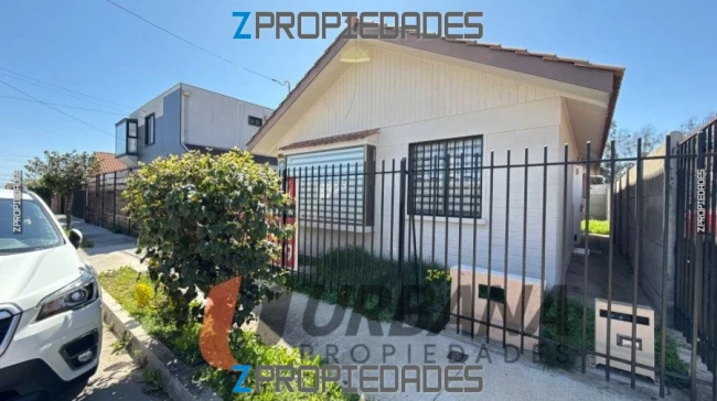 Se ofrece en venta casa independiente en excelente