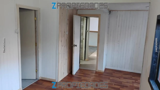Se vende casa esquina en avenida principal