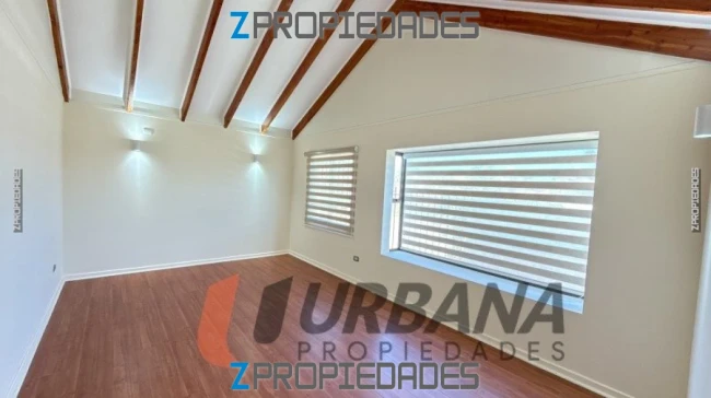 Se ofrece en venta casa independiente en excelente