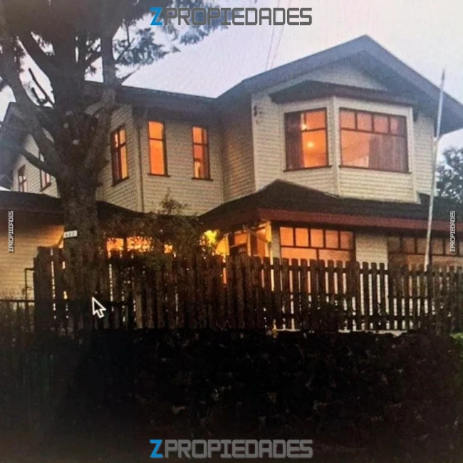 SE VENDE CASA EN CALLE BELLAVISTA, ANCUD