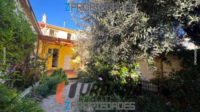 Se ofrece en venta cómoda casa