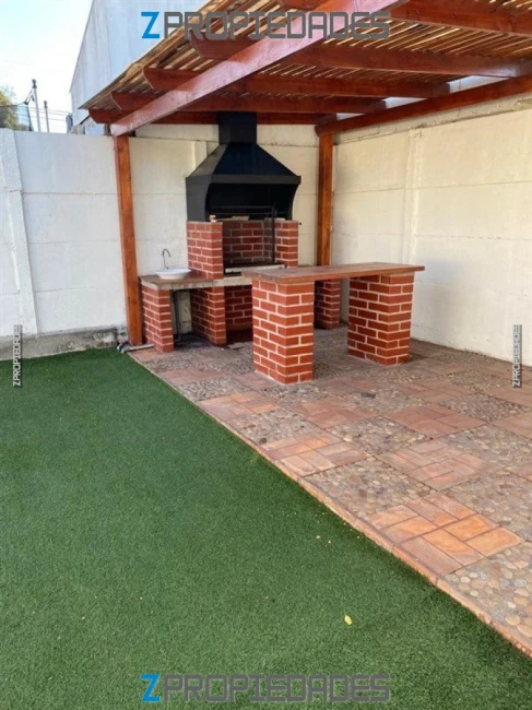 Linda Casa de 1 piso com amplios espacios