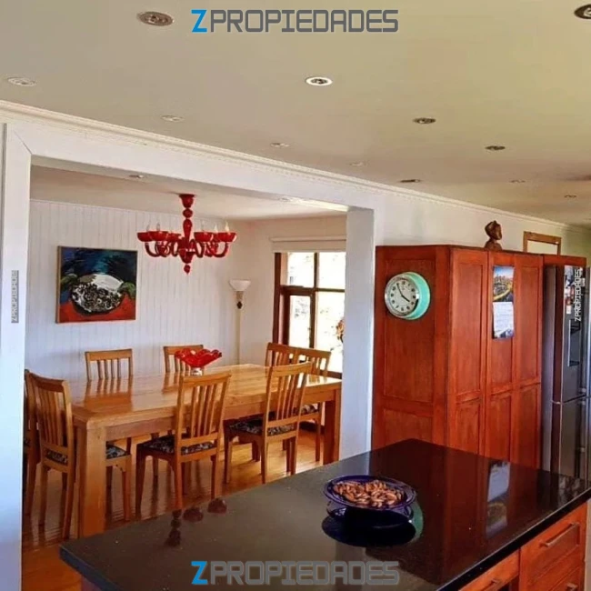 SE VENDE CASA EN CALLE BELLAVISTA, ANCUD