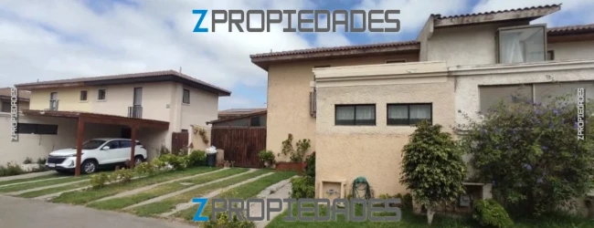 Oportunidad ; Se Vende hermosa casa en condominio 