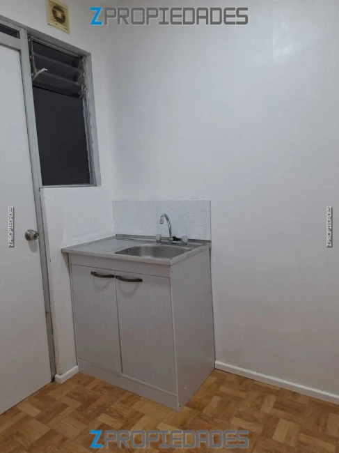 BOYER Vende casa de primer piso emplazada