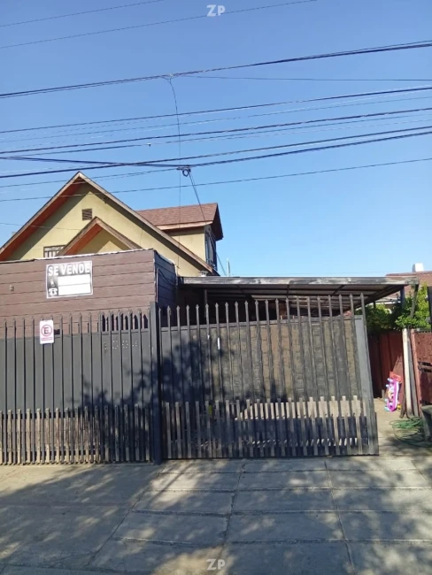 Venta de Casa una cuadra de la alameda