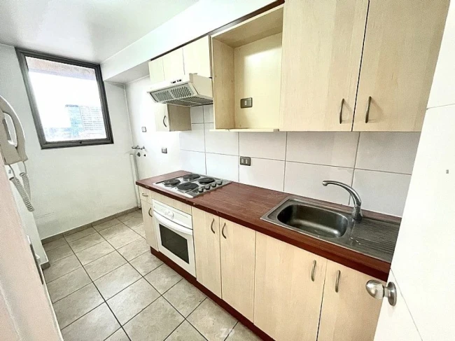 Arriendo Departamento Panorámico y estacionamiento