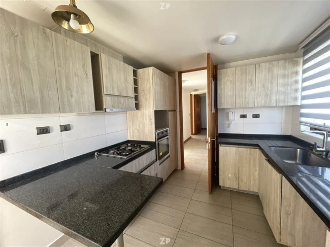 Arriendo Casa Año Corrido en Serena Golf