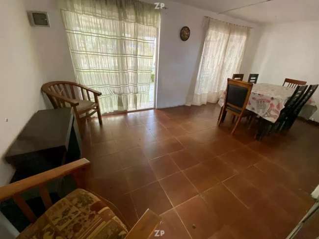  Venta de Casa, material Solido, UNICO DUEÑO.