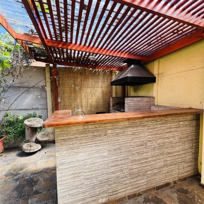 Se arrienda casa sector Residencial