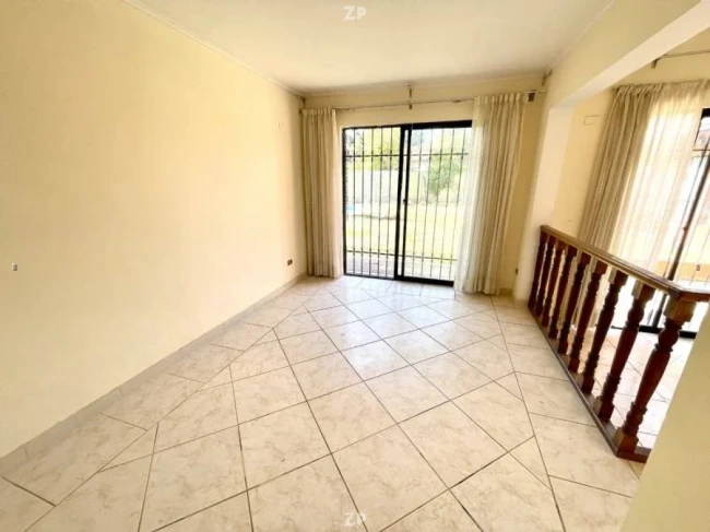Venta de Casa rápido acceso a ex-ruta 5.