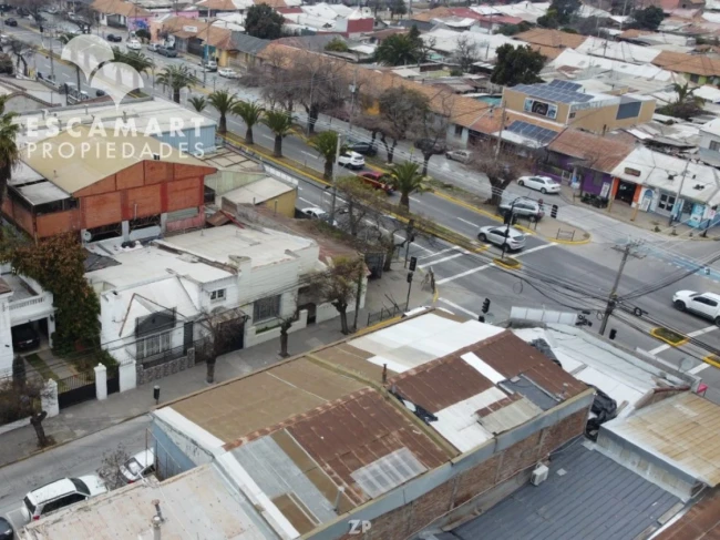 Venta de Casa con Local Comercial
