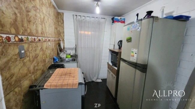 Venta de Casa dos pisos con excelente ubicación