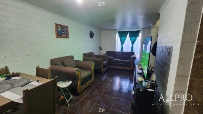 Venta de Casa dos pisos con excelente ubicación
