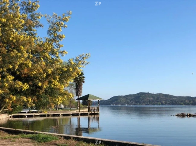 Parcela ubicado a orillas del Lago Rapel