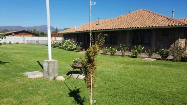 Parcela con 2 casas a 3 min del centro de Rengo
