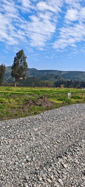  Parcelas con acceso a agua y postacion de luz