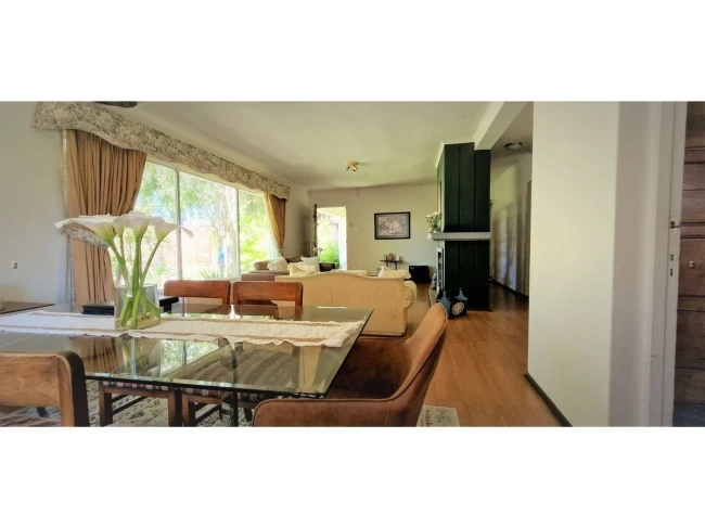 Venta de casa 244 m²